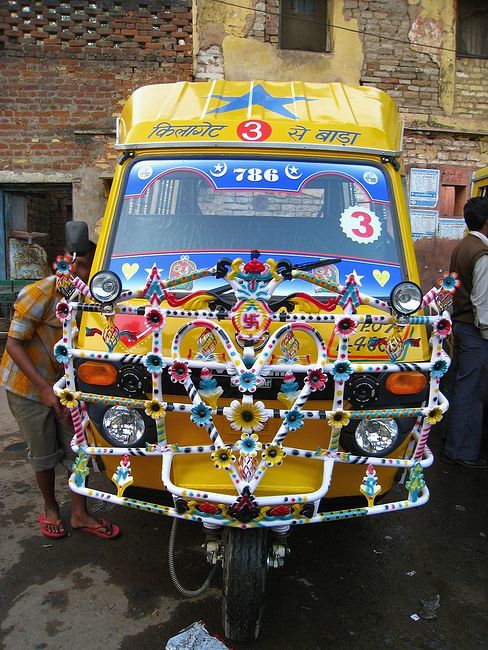 Красивые и живописные произведения искусства, граффити, средства транспорта, и просто классные штуковины из разных уголков планеты Земля.