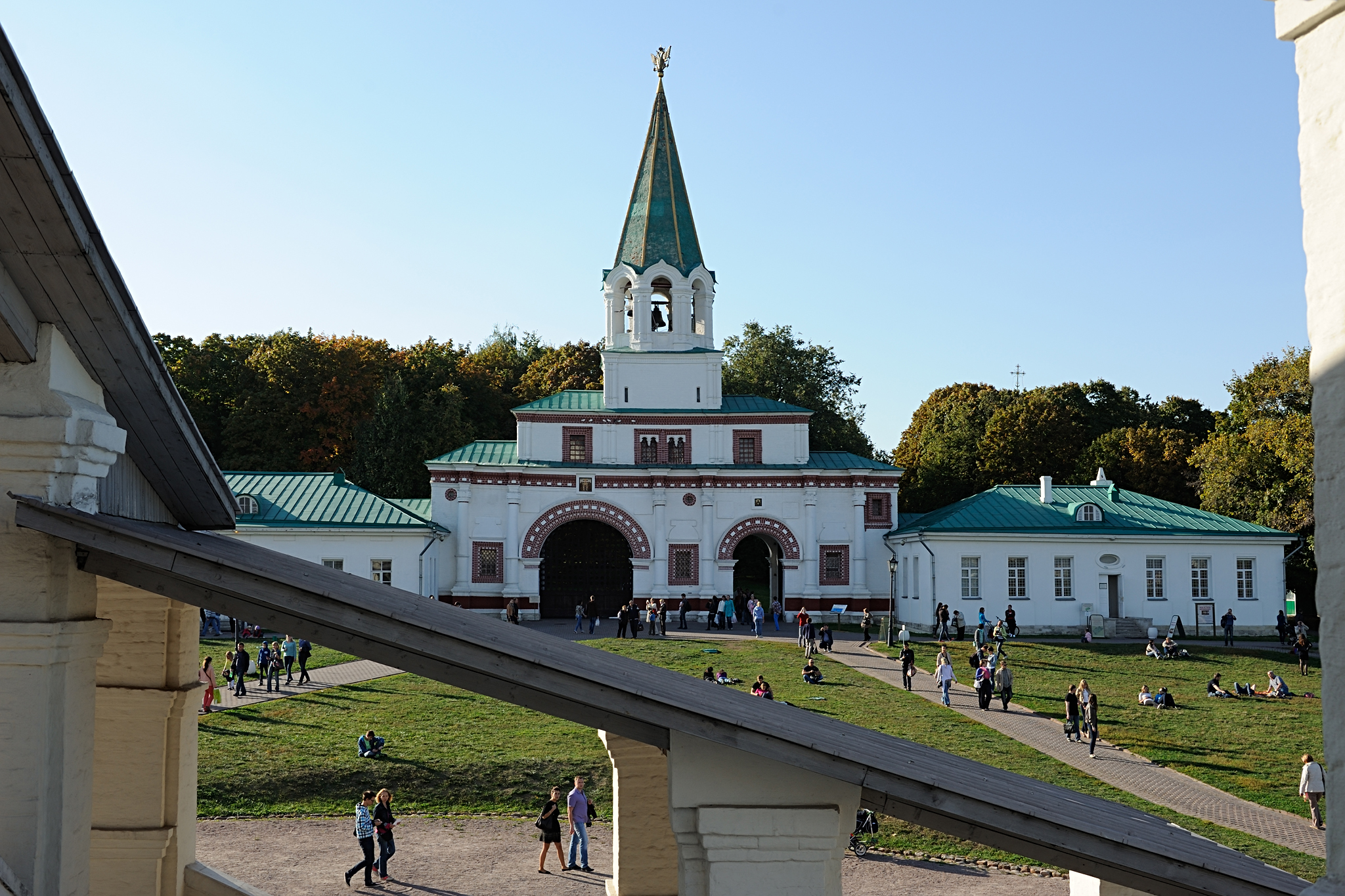 Коломенский пр. Коломенское ворота Государева двора. Коломенское музей-заповедник передние ворота. Коломенское передние ворота. Парк Коломенское ворота.