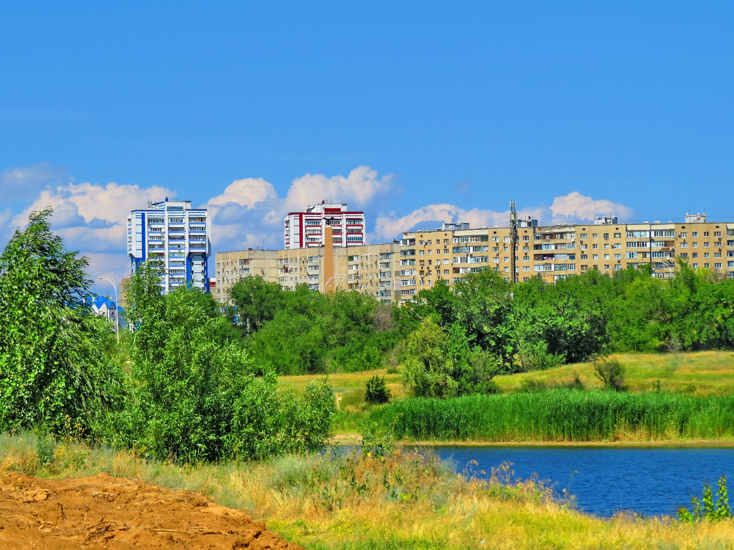 Волгодонск время. Волгодонск природа. Осень в Волгодонске. Пейзажи Волгодонска. Лесобаза Волгодонск.