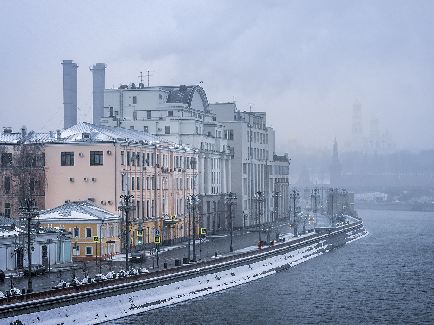 Туман иваново. Пейзажи города Иваново. Полутоновое фото города. Fog over Water Isaac.