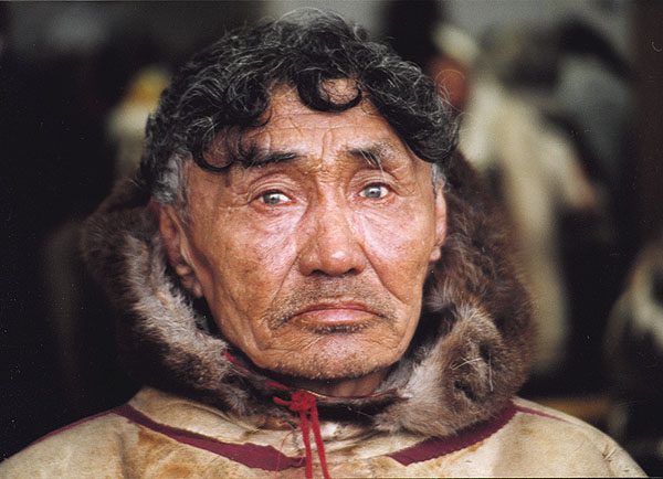 Чукча видео. Монголоидная раса чукчи. Арктическая монголоидная раса. Лицо чукчи. Лицо эскимоса.