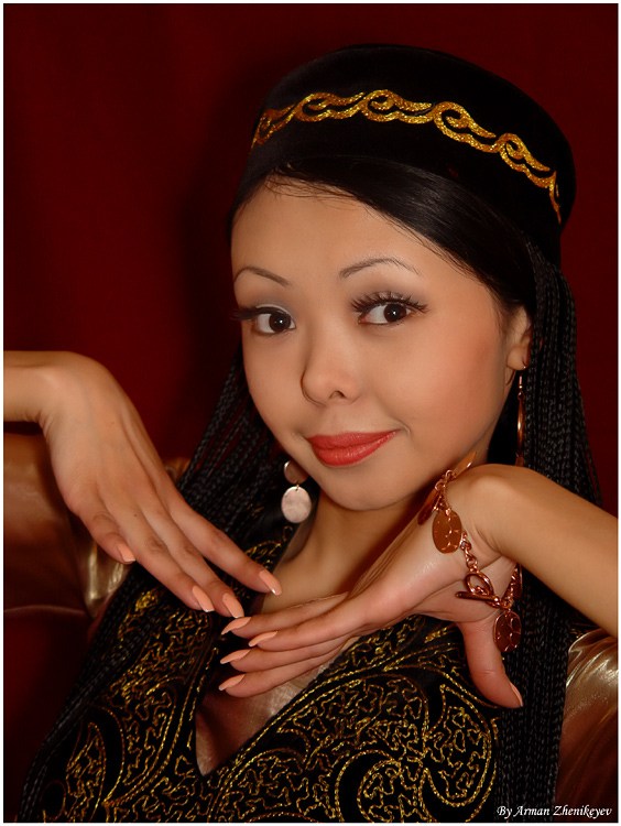 Красивые киргизы. Киргизские женщины. Красивые киргизки. Красавицы киргизки. Красивая Киргизская девушка.