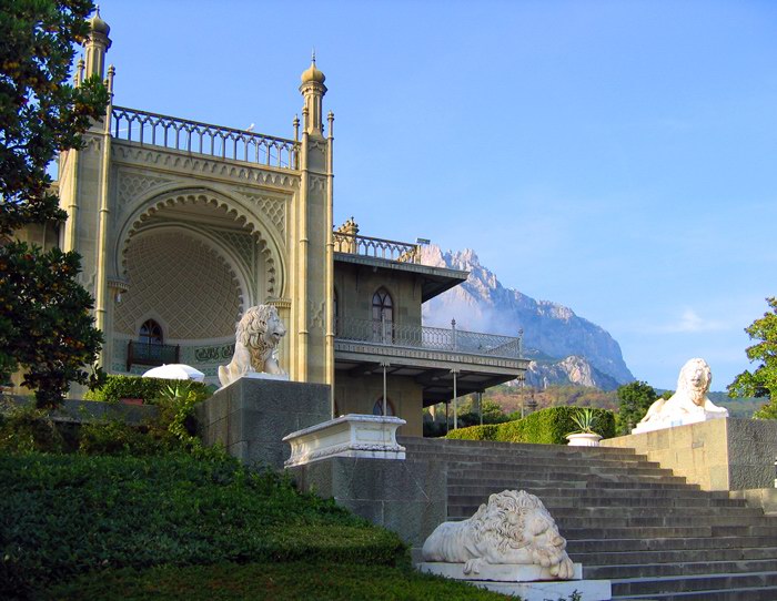 Алупка дворец графа Воронцова