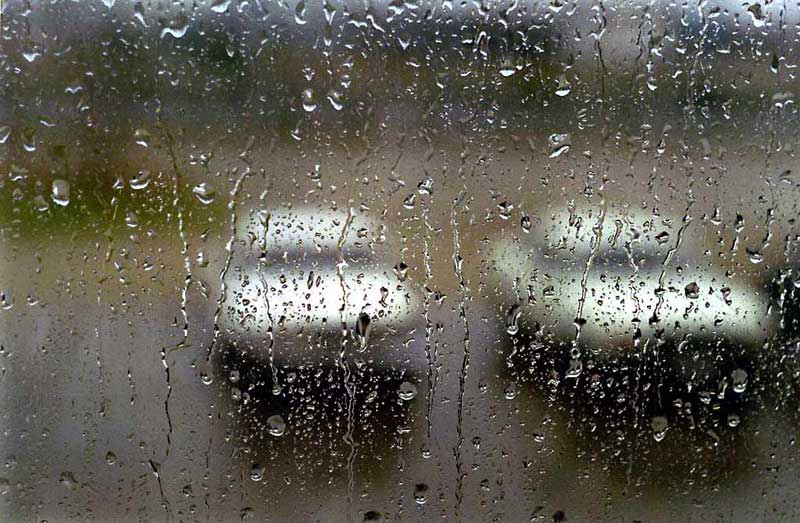 Дожди опять дожди. Снова дождь опять вода. А У нас опять дождь картинки. Погода опять дождливая.
