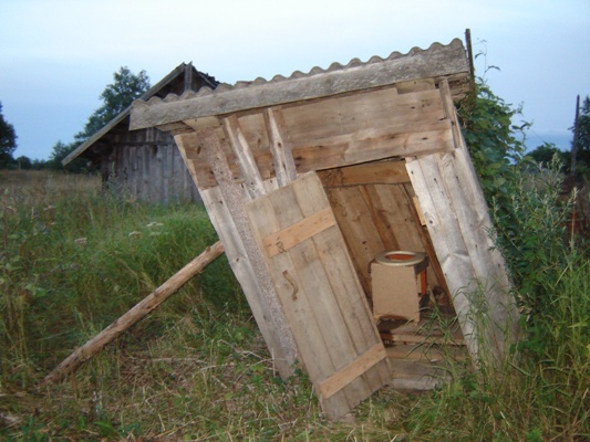 Фото толчка деревенского