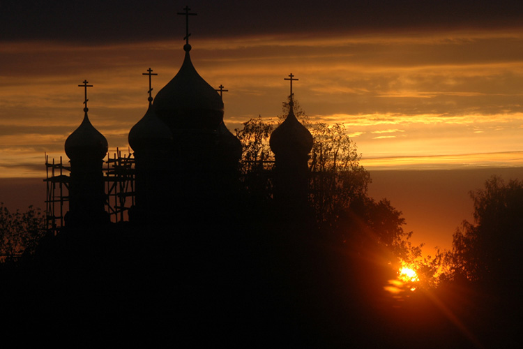 Павлодар Церковь ночь