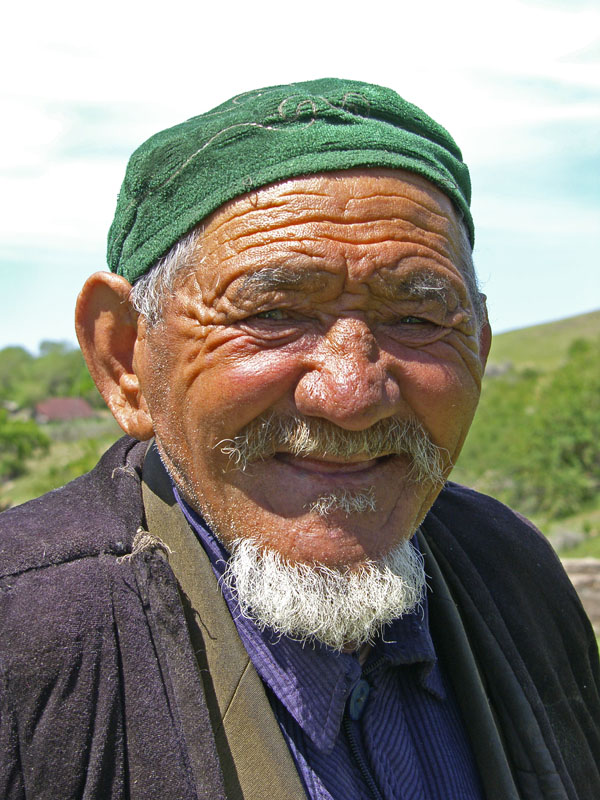 Старый таджикский. Аксакал аксакал. Старый узбек. Старик узбек. Портрет таджика.