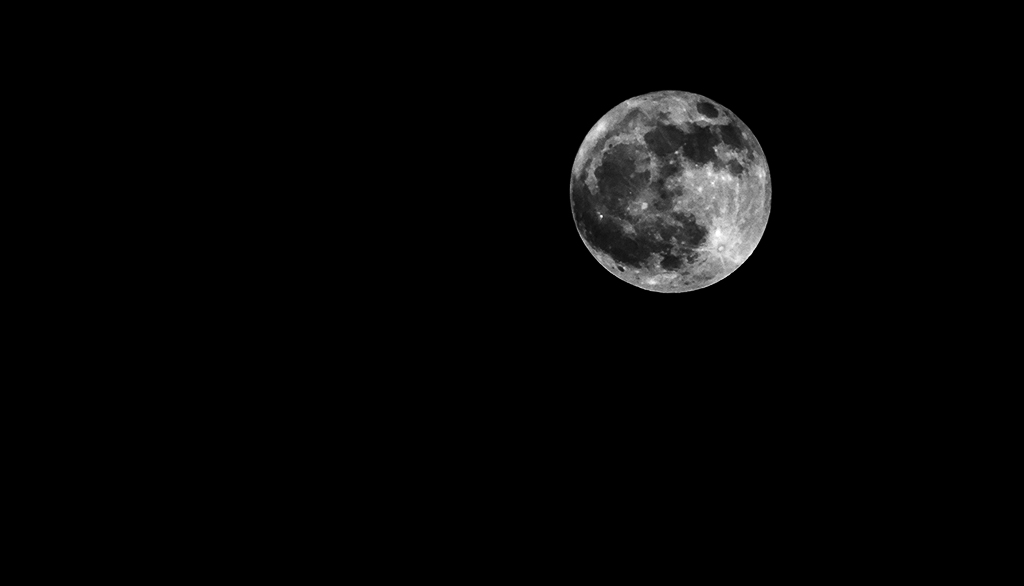 Nonstop Photos | Евгений Горбунов / луна