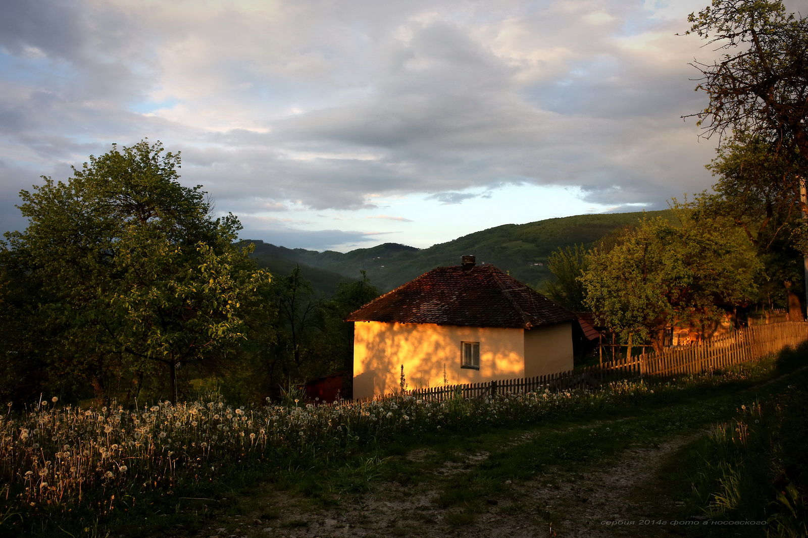 сербия в апреле