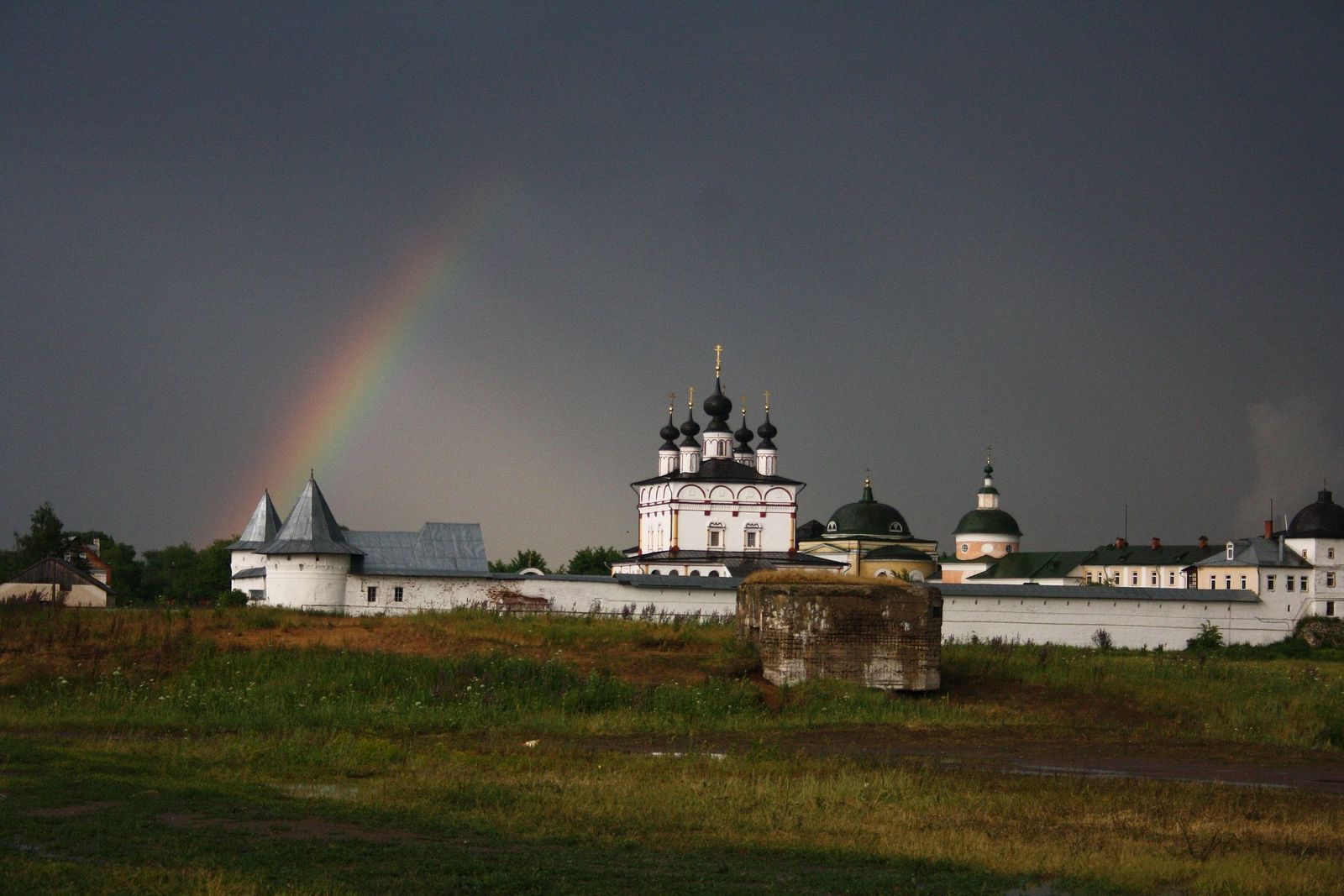 Белопесоцкий монастырь фото