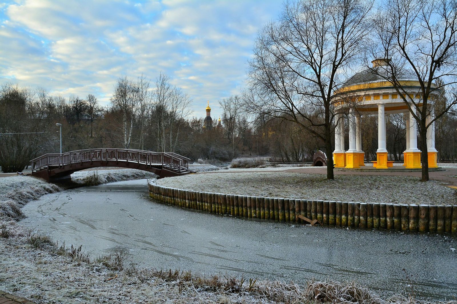 Где можно погулять весной. Парк Яуза в Москве. Парк на Яузе в Медведково. Парк Яуза в Москве зимой. Парк Яуза в Свиблово зимой.