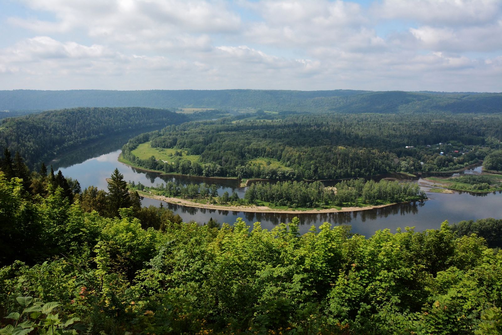 Село красный башкортостан. Река Караидель в Башкирии. Красный ключ Нуримановский район. Красные скалы Павловка Нуримановский район. Красный ключ Павловка Башкирия.