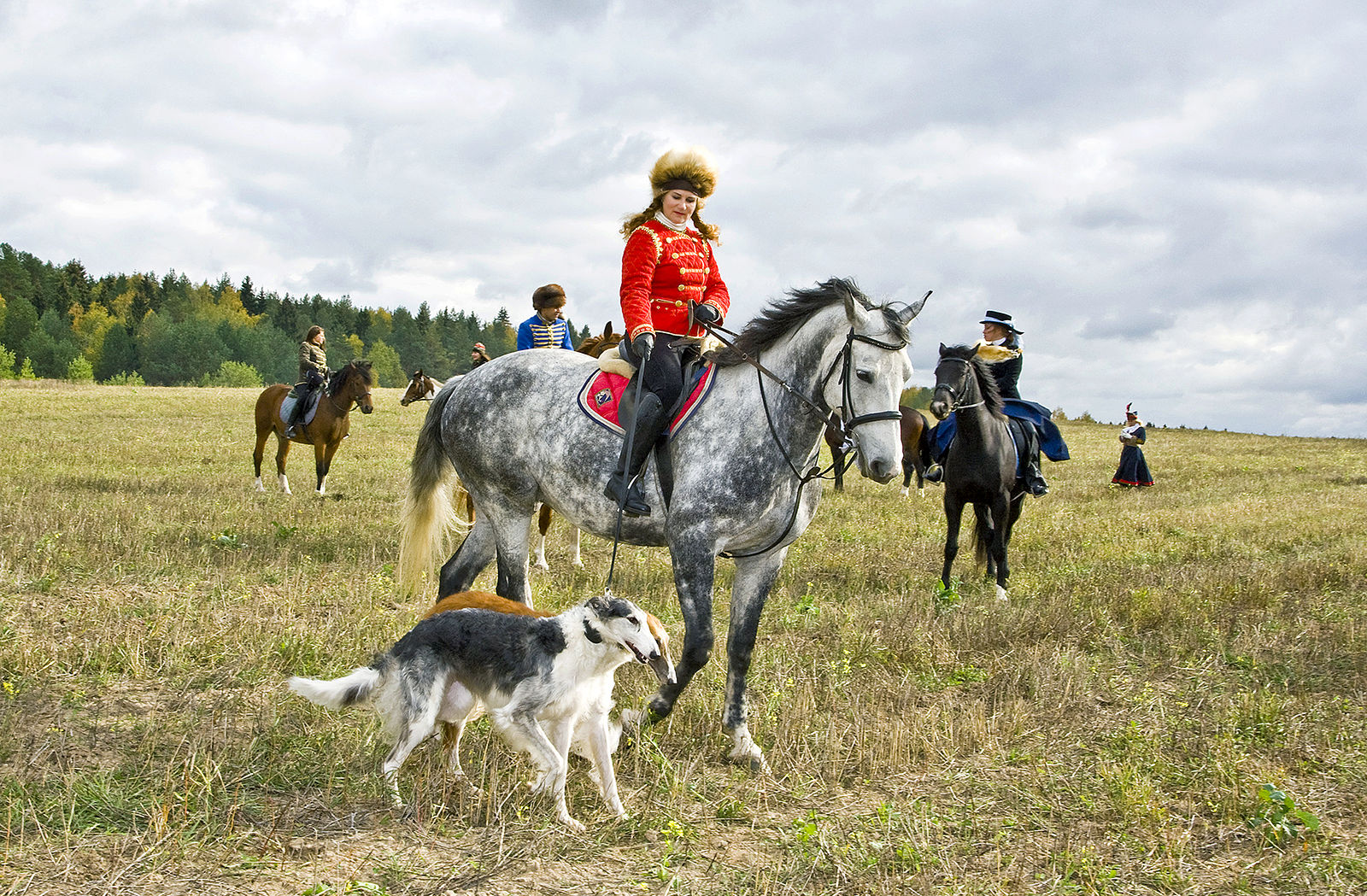 Russian hunters. Царская псовая охота. Русская псовая борзая Конная охота. Никонов псовая охота. Охота на лошадях.