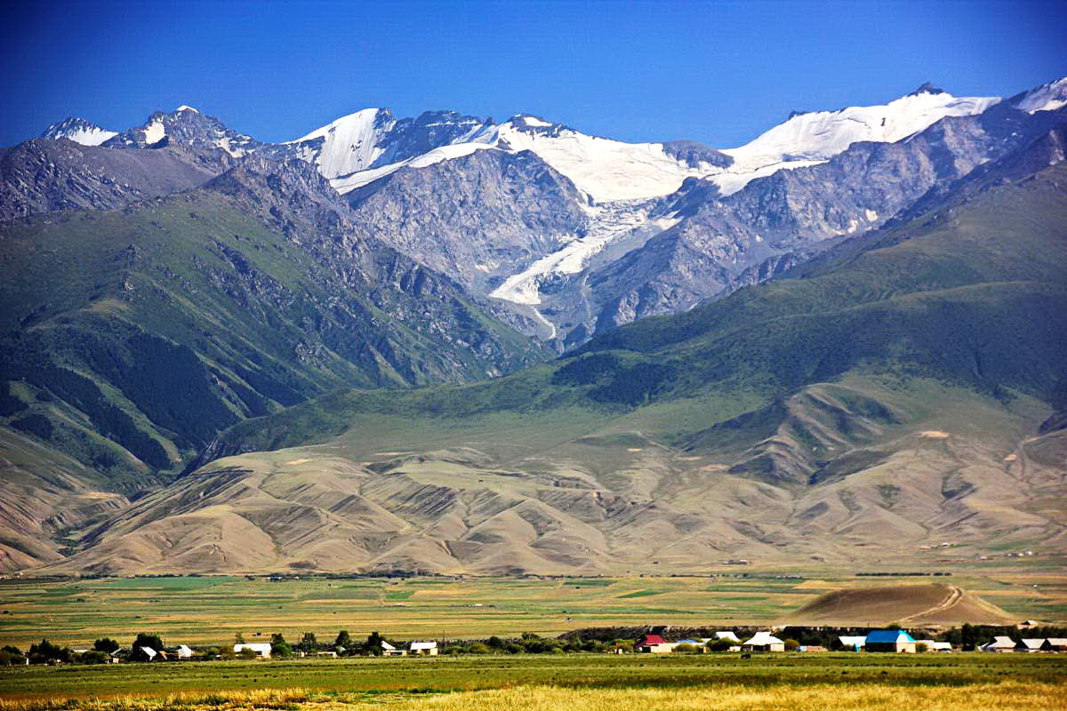 Ала алады. Ала-ТОО Киргизия горы. Горы ала ТОО Киргизия ала ТОО. Горы Кыргызстана Тянь Шань ала ТОО. Тянь Шань.Хайдаркан.