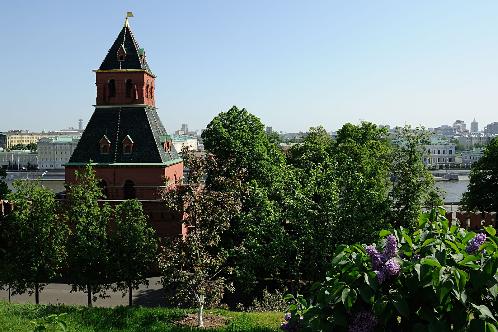 Тайницкий сад в кремле фото