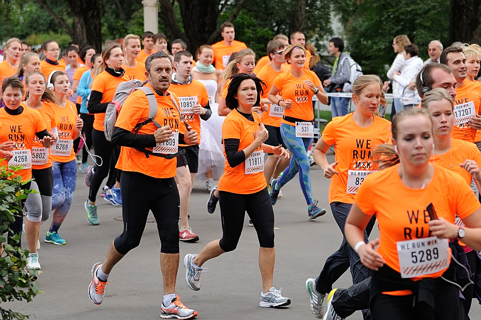 Run moscow. We Run Moscow футболка. We Run Moscow 2015. Run Moscow 2009. We Run Moscow 2013.