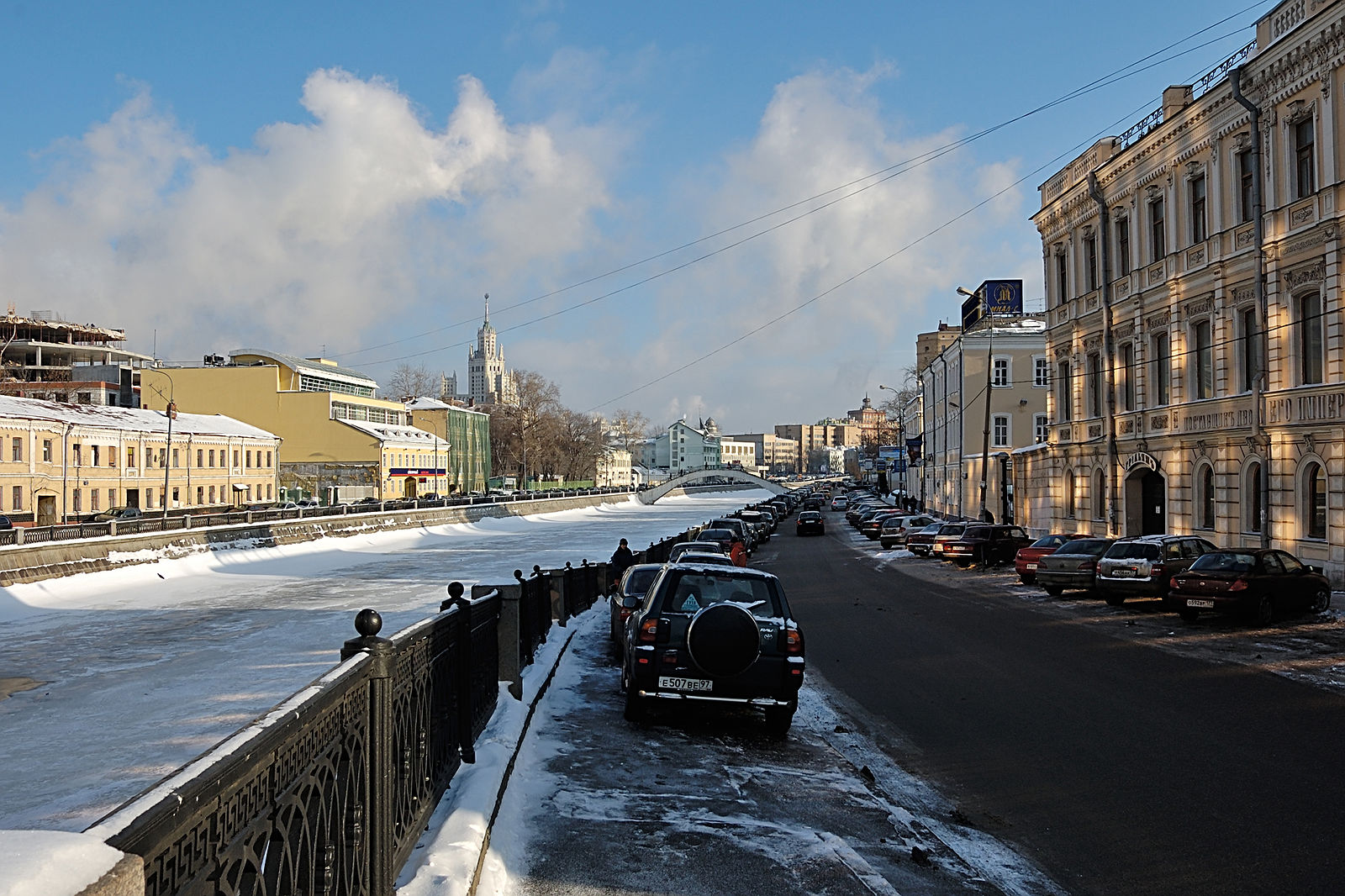 Чугунный мост в москве фото