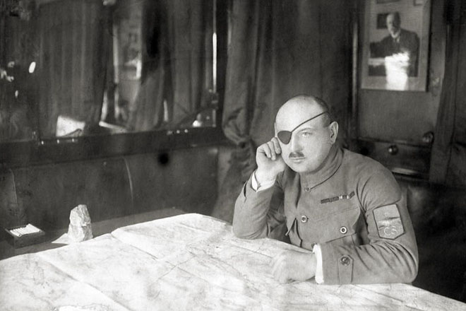 Командующий чехословацкими войсками в России Я. Сыровы. 1919