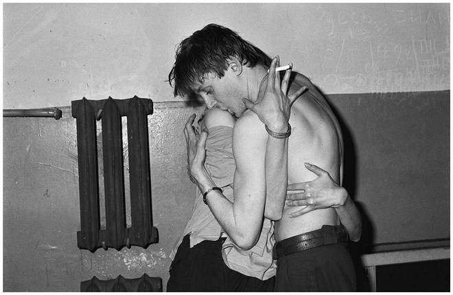 Поцелуй. Москва, 1988
