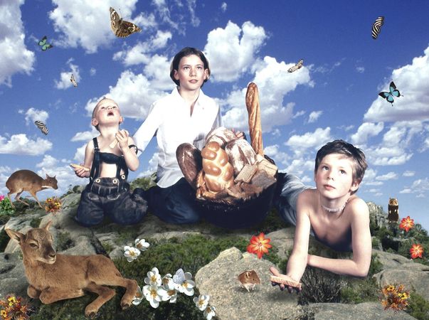 Tea Makipaa, World of plenty, 2005-2011, photograph