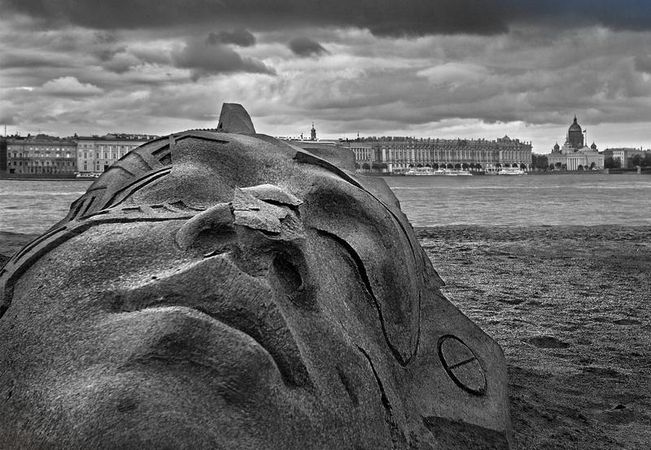 &copy; Александр Петросян