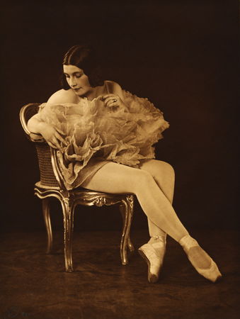 Александр Владимирович Хлебников. Балерина. 1930 Александр Владимирович Хлебников. Балерина. 1930
