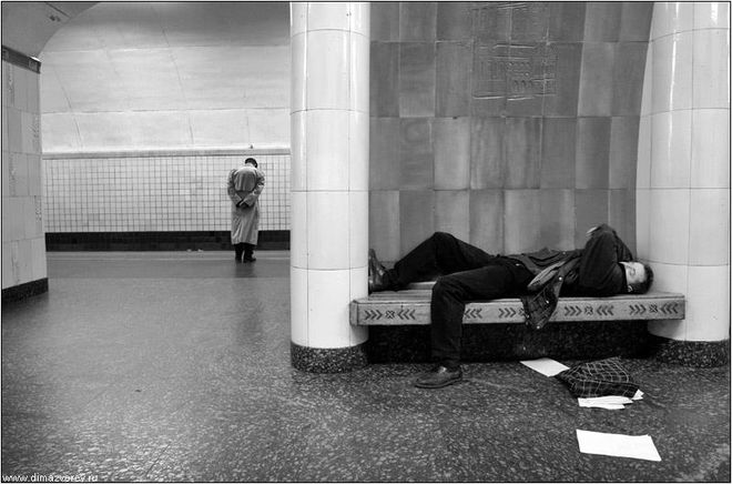 Дмитрий Зверев, из серии "Moscow subway", 2007 Дмитрий Зверев, из серии "Moscow subway", 2007