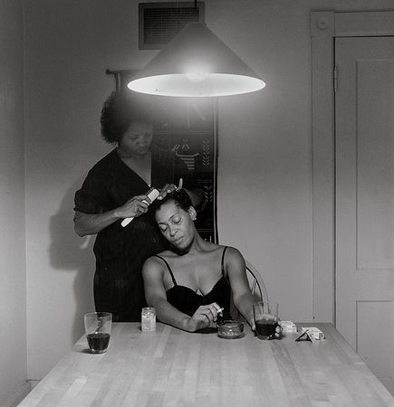 © Carrie Mae Weems. Из серии Kitchen Table, Untitled, 1990