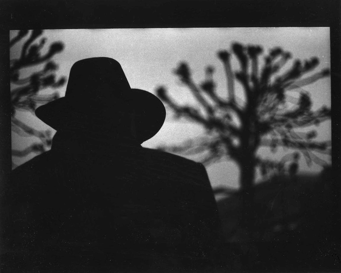 Фланер. Noir photo user avatar.