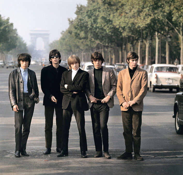 © Жан-Мари Перье. The Rolling Stones. Елисейские поля, Франция, Париж, май 1965. Цифровая печать. Предоставлено Галереей Люмьер