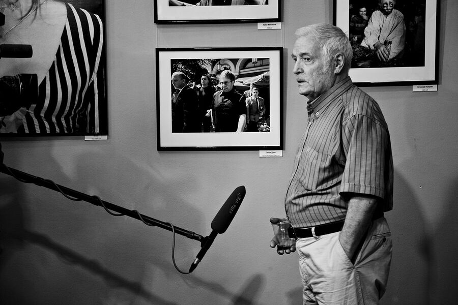 &copy;Александр Тягны-Рядно. «Виктор Ахломов. Москва. 2012»