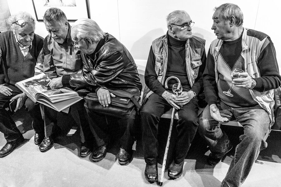 &copy;Александр Тягны-Рядно. «Фотозавалинка. Анатолий Хрупов, Лев Шерстенников, Юрий Транквилицкий, Владимир Богданов, Виктор Загумёнов. Москва. 2017»