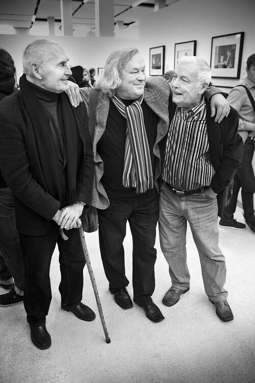 &copy;Александр Тягны-Рядно. «Три богатыря: Владимир Богданов, Вильгельм Михайловский и Виктор Ахломов. Москва. 2012»