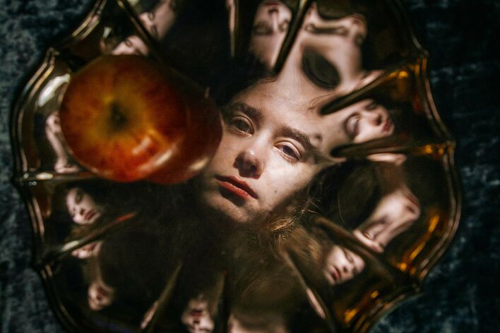 © Мари Саксон