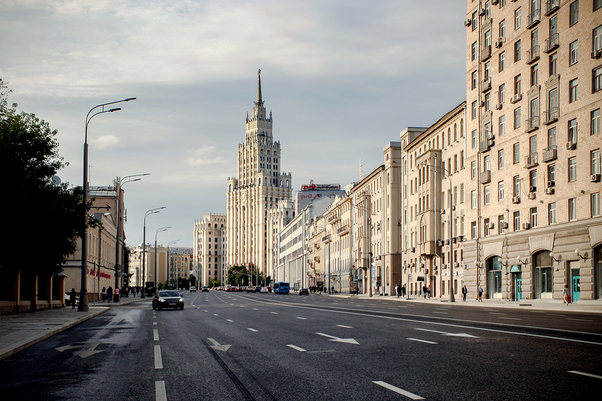 Konstantin Stepuro. City. Садовая-Черногрязская.